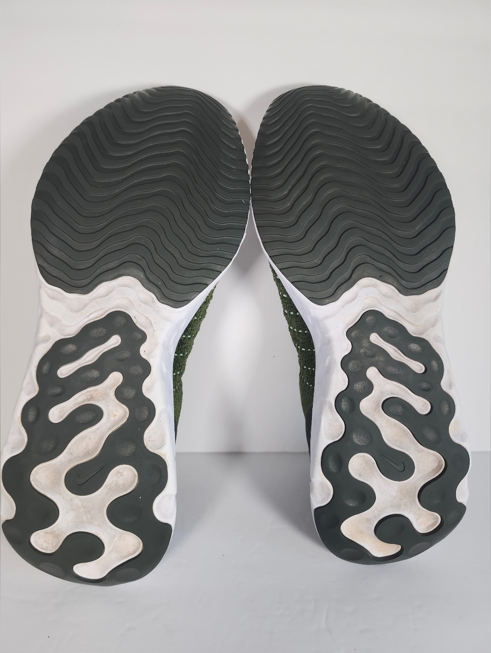 Nike React Phantom Olive Green Tan Run FlyKnit 2 Athletic Shoe Sneakers Men S 14 - Picture 8 of 10
